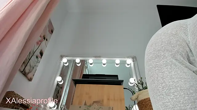 AlessiaAllegra online show from 15, 6, 2026