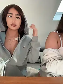 Snapshot of miaceleste chatting on 18, 5, 2026 miaceleste online show from 18, 5, 2026