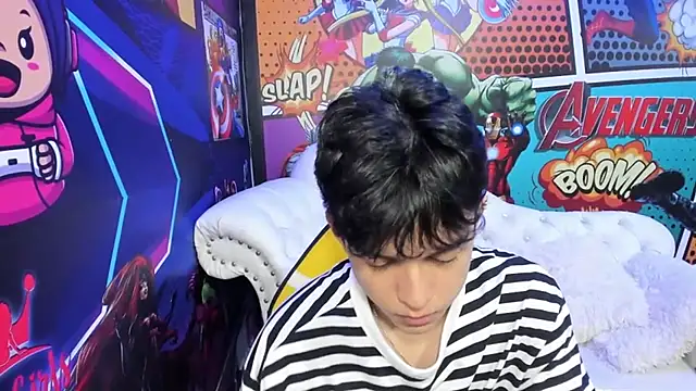 jisuscat online show from 8, 3, 2025