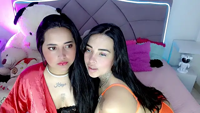 Carolaine01 online show from 14, 11, 2025