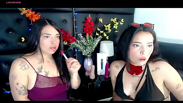 Carolaine01 online show from 14, 3, 2025