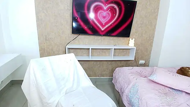 Snapshot of sexy_melany_xxx chatting on 12, 9, 2025 sexy melany xxx online show from 12, 9, 2025