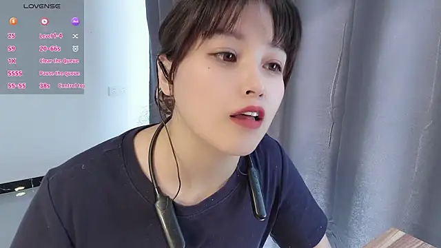 Lucky-xiuxiu online show from 25, 10, 2025