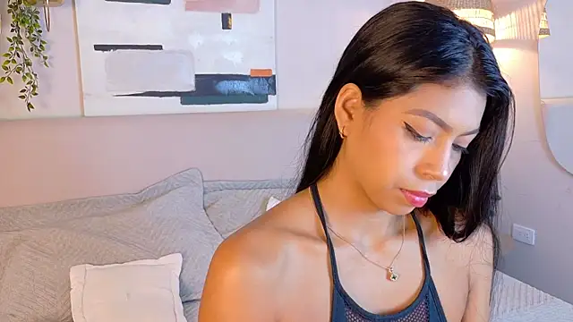 Snapshot of AbieHills chatting on 19, 11, 2025 AbieHills online show from 19, 11, 2025