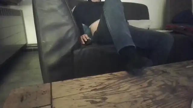 horndude187187 online show from 15, 12, 2025
