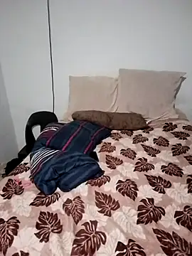 KMbesxxx online show from 12, 3, 2025