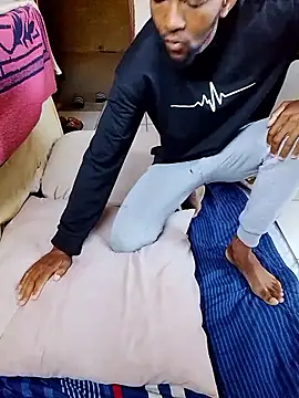 KMbesxxx online show from 6, 1, 2026