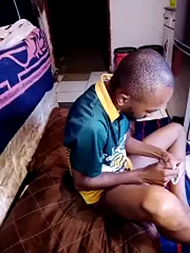 KMbesxxx online show from 15, 11, 2025