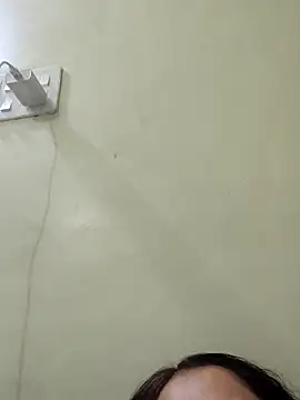 shreya1765 online show from 9, 11, 2025