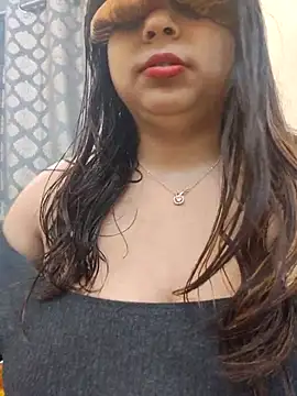 shreya1765 online show from 10, 2, 2026