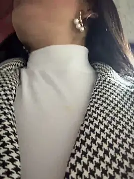 BELLA--26 online show from 23, 9, 2025