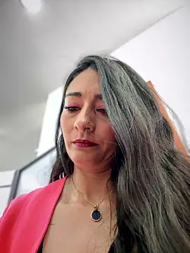 BELLA--26 online show from 15, 1, 2026