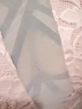 BELLA--26 online show from 10, 3, 2025