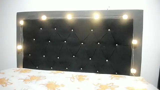 violetadumsper online show from 13, 4, 2026