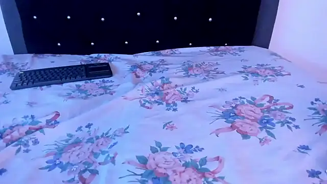 violetadumsper online show from 5, 10, 2025