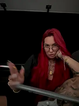 Mia-Fuchs online show from 19, 9, 2025