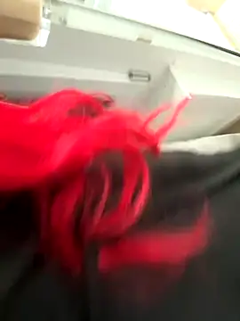 Mia-Fuchs online show from 25, 9, 2025