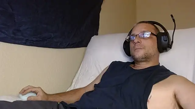 Dubesnackes online show from 10, 11, 2025