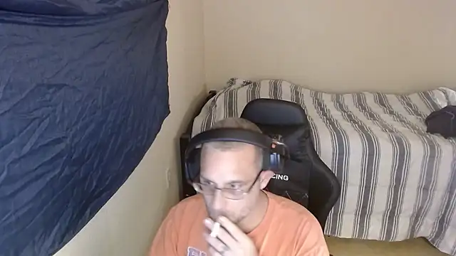 Dubesnackes online show from 12, 11, 2025