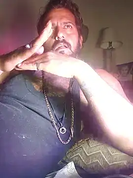 MAGNETICDADDY8 online show from 19, 12, 2025