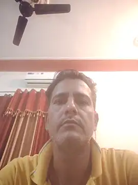 MAGNETICDADDY8 online show from 9, 10, 2025