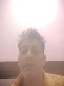 MAGNETICDADDY8 online show from 6, 10, 2025