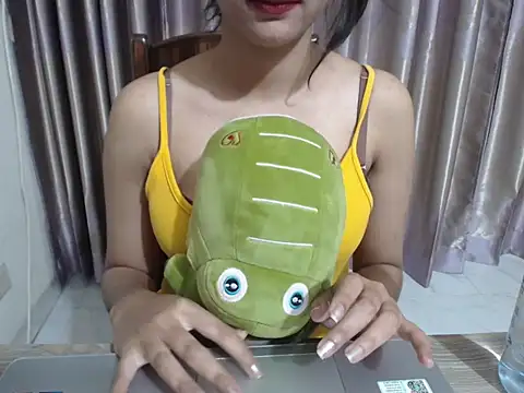 Elena-Cruz online show from 13, 2, 2025