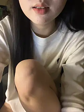 michikami18 online show from 7, 1, 2025