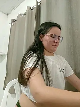 camillebr online show from 5, 10, 2025