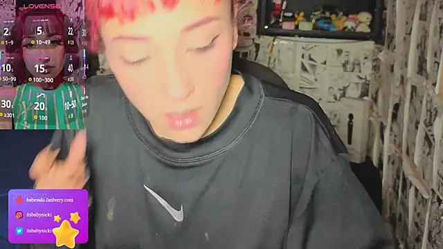 NickiYoung online show from 28, 5, 2026