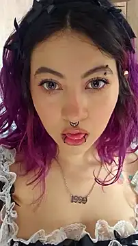 Snapshot of bri_cullen chatting on 7, 10, 2025 bri cullen online show from 7, 10, 2025