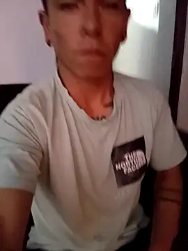 chispahot69  online show from 4, 1, 2025