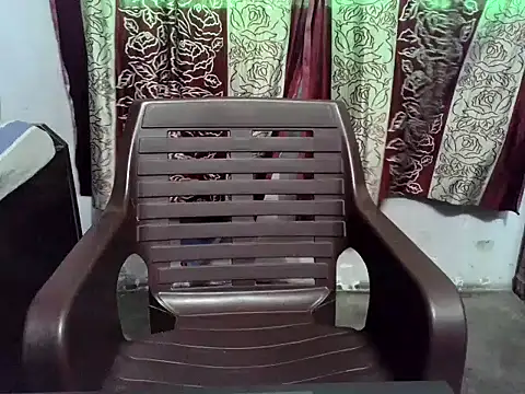 SIYA MAVI online show from 15, 4, 2026