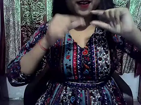 SIYA MAVI online show from 21, 9, 2025