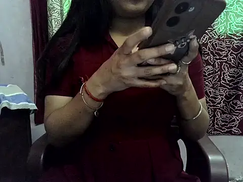 SIYA MAVI online show from 4, 2, 2026