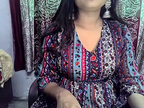 SIYA MAVI online show from 1, 12, 2025