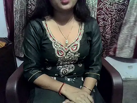 SIYA MAVI online show from 25, 4, 2026