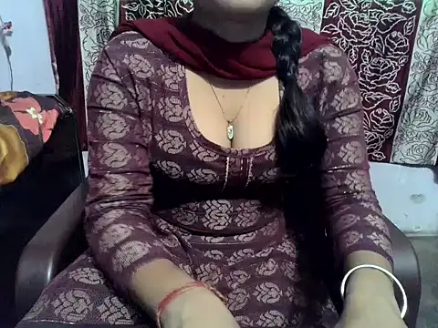 SIYA MAVI online show from 2, 4, 2026