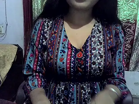 SIYA MAVI online show from 3, 11, 2025