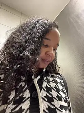 lunalustycumslut online show from 22, 2, 2025