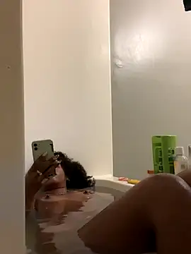 lunalustycumslut online show from 4, 11, 2025