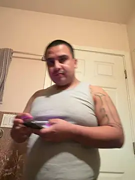 Snapshot of LA_cloudzzpnp chatting on 12, 2, 2026 LA cloudzzpnp online show from 12, 2, 2026