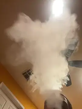 Snapshot of LA_cloudzzpnp chatting on 14, 1, 2025 LA cloudzzpnp online show from 14, 1, 2025