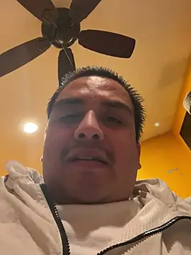 Snapshot of LA_cloudzzpnp chatting on 12, 1, 2025 LA cloudzzpnp online show from 12, 1, 2025