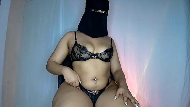 Amira bayby online show from 16, 2, 2026