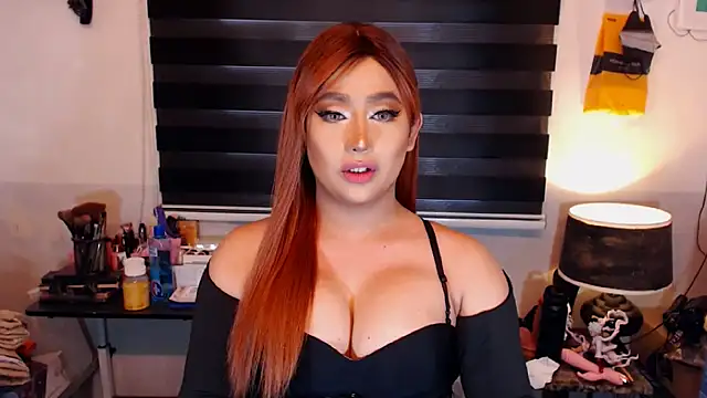 Snapshot of MistressJewel chatting on 8, 1, 2025 MistressJewel online show from 8, 1, 2025