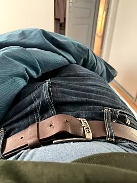 Pierre22000 online show from 16, 12, 2025