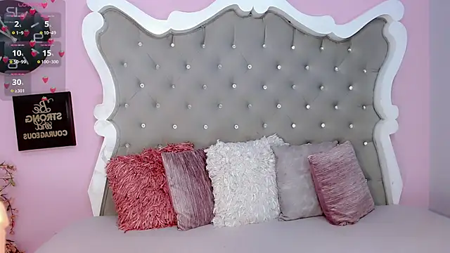 Diva Smith02 online show from 28, 1, 2025