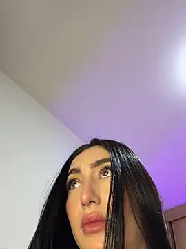 Maddy Jones online show from 13, 5, 2026