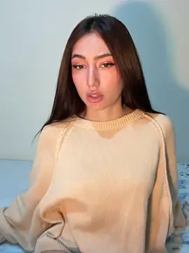 Maddy Jones online show from 21, 3, 2025